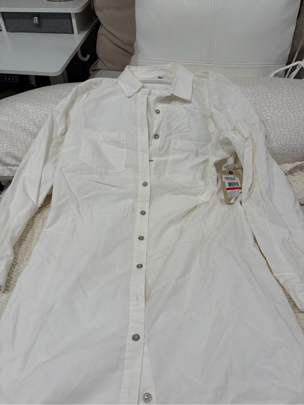 G.H. Bass & Co. White Longline Casual Button-Down Shirt